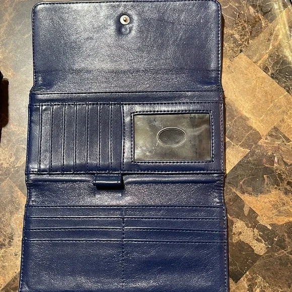 Two Guess Wallets ❤️🔥❤️🔥❤️🔥 - Picture 3 of 7